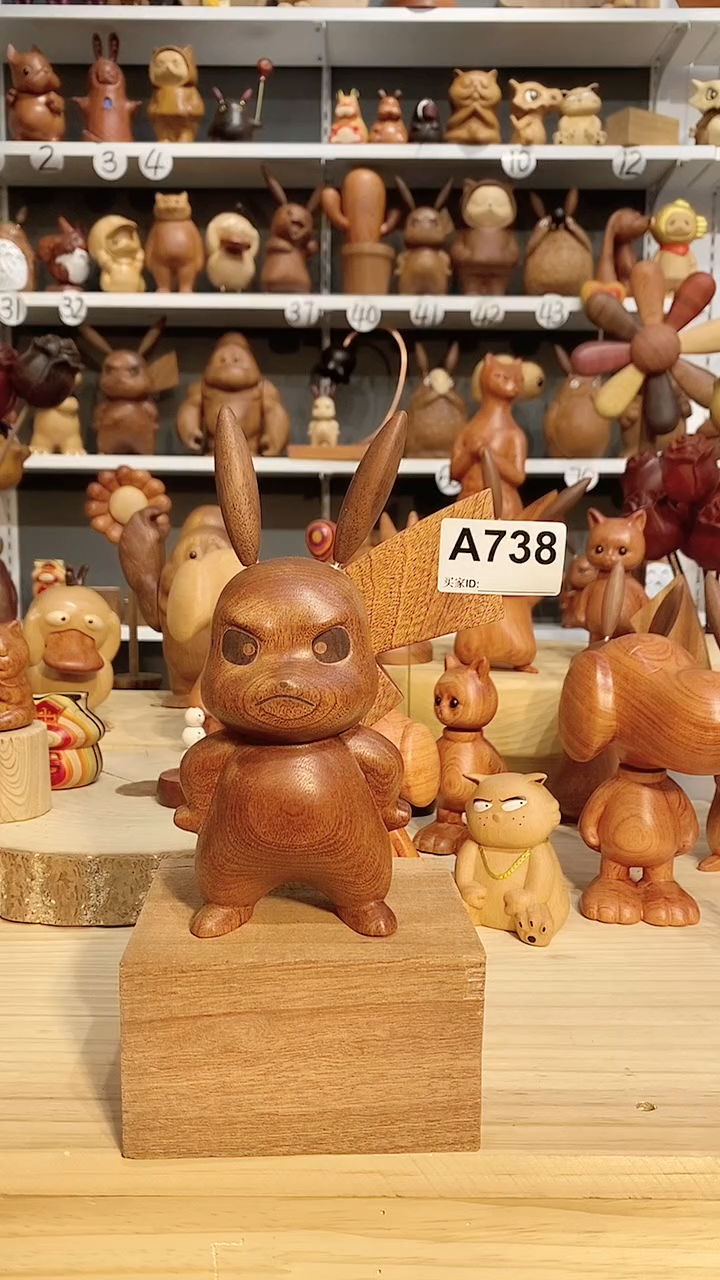 【闪购商品】木木雕摆件卡通可爱