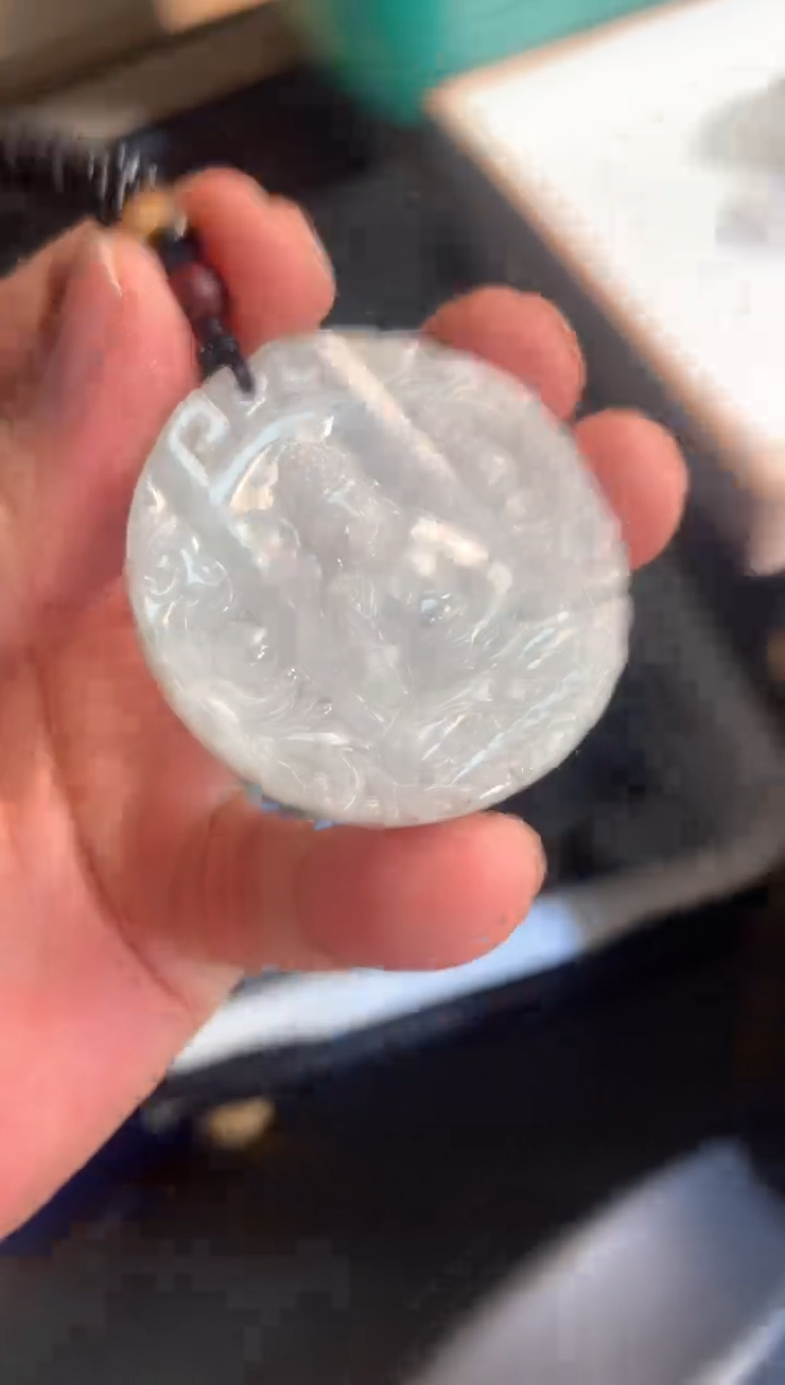 【闪购商品】翡翠颈饰未镶嵌01/23/10