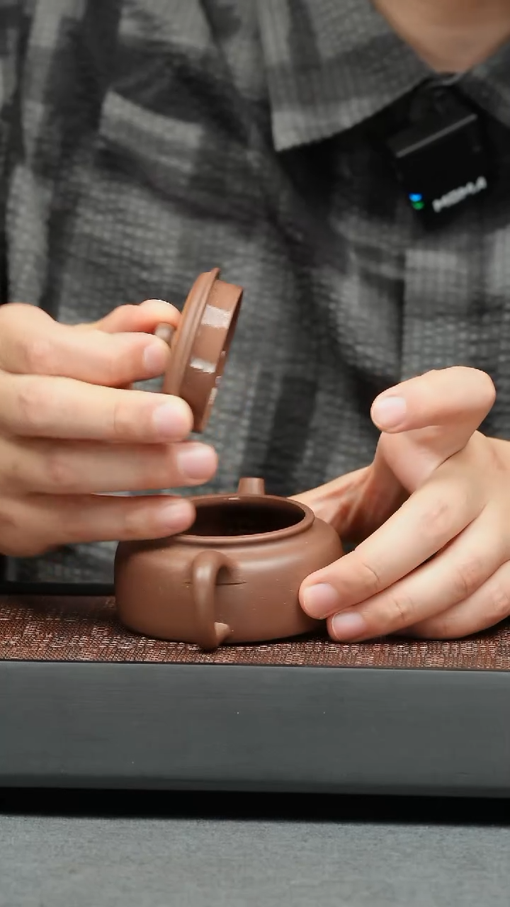 茶壶紫砂五堂 大口扁钟120cc