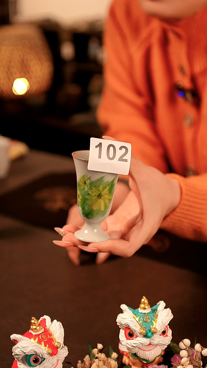 【闪购商品】闪购 纯手绘小雏菊系列102