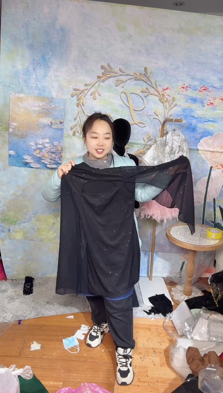 321   150码 50米衣服