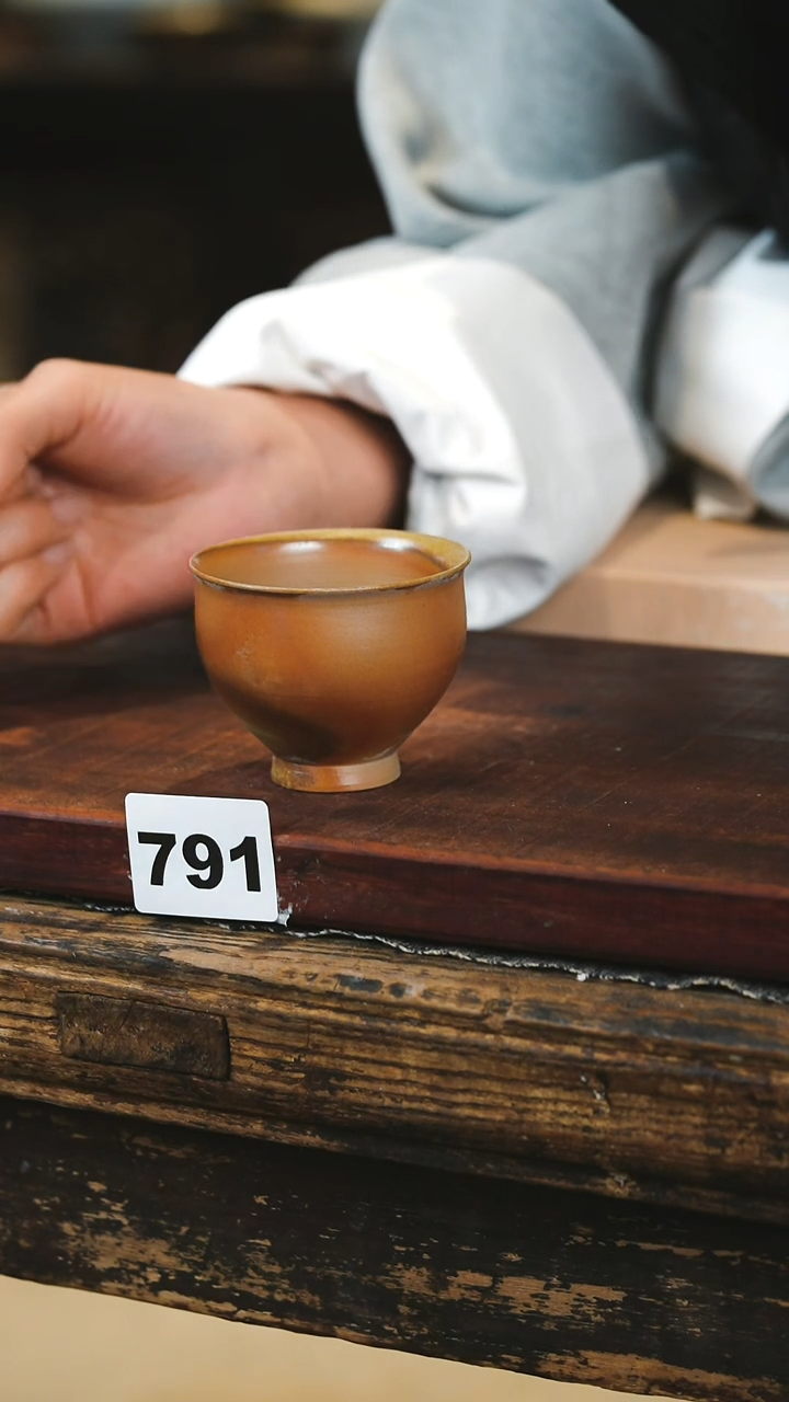 【闪购商品】瓷片见山北野见山北野