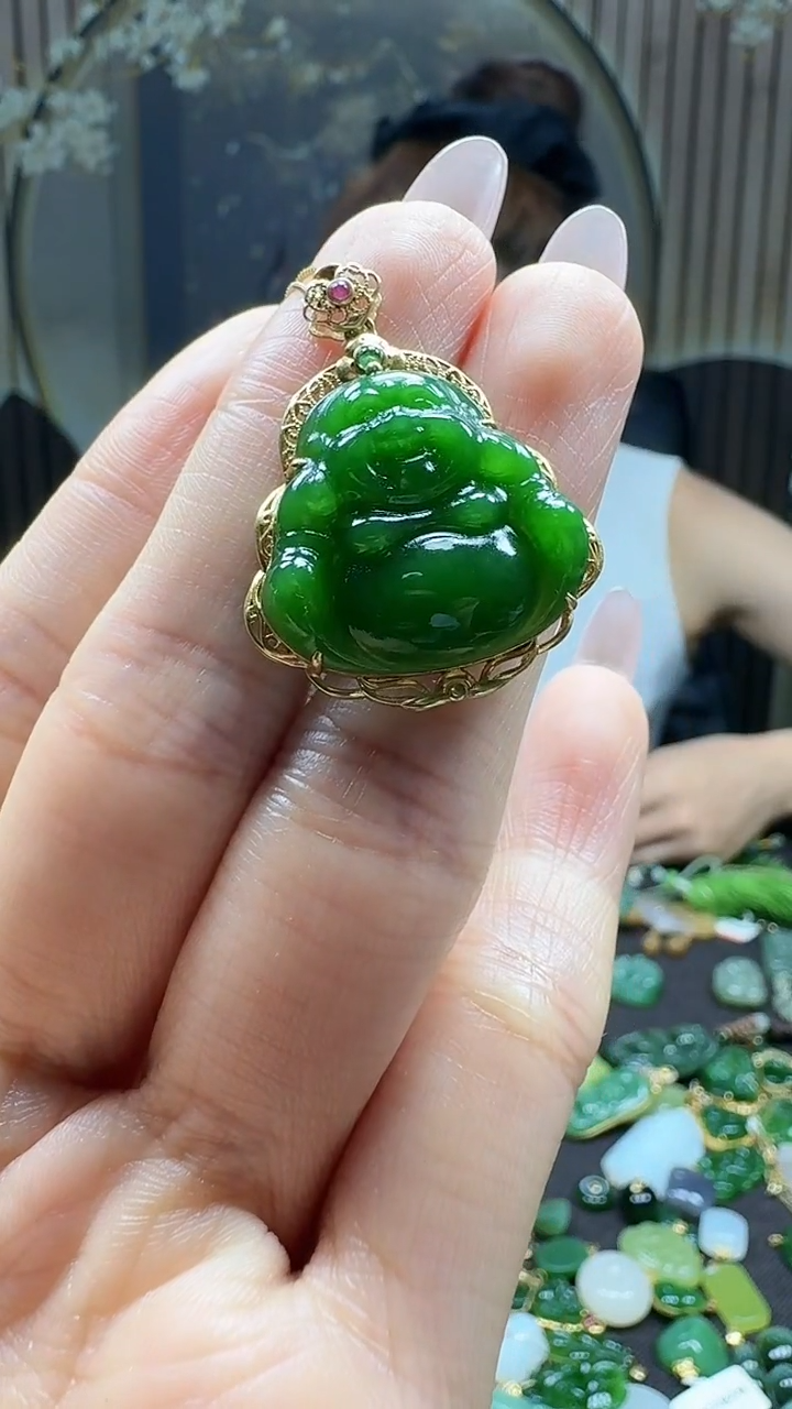 和田玉18K金镶嵌挂件1