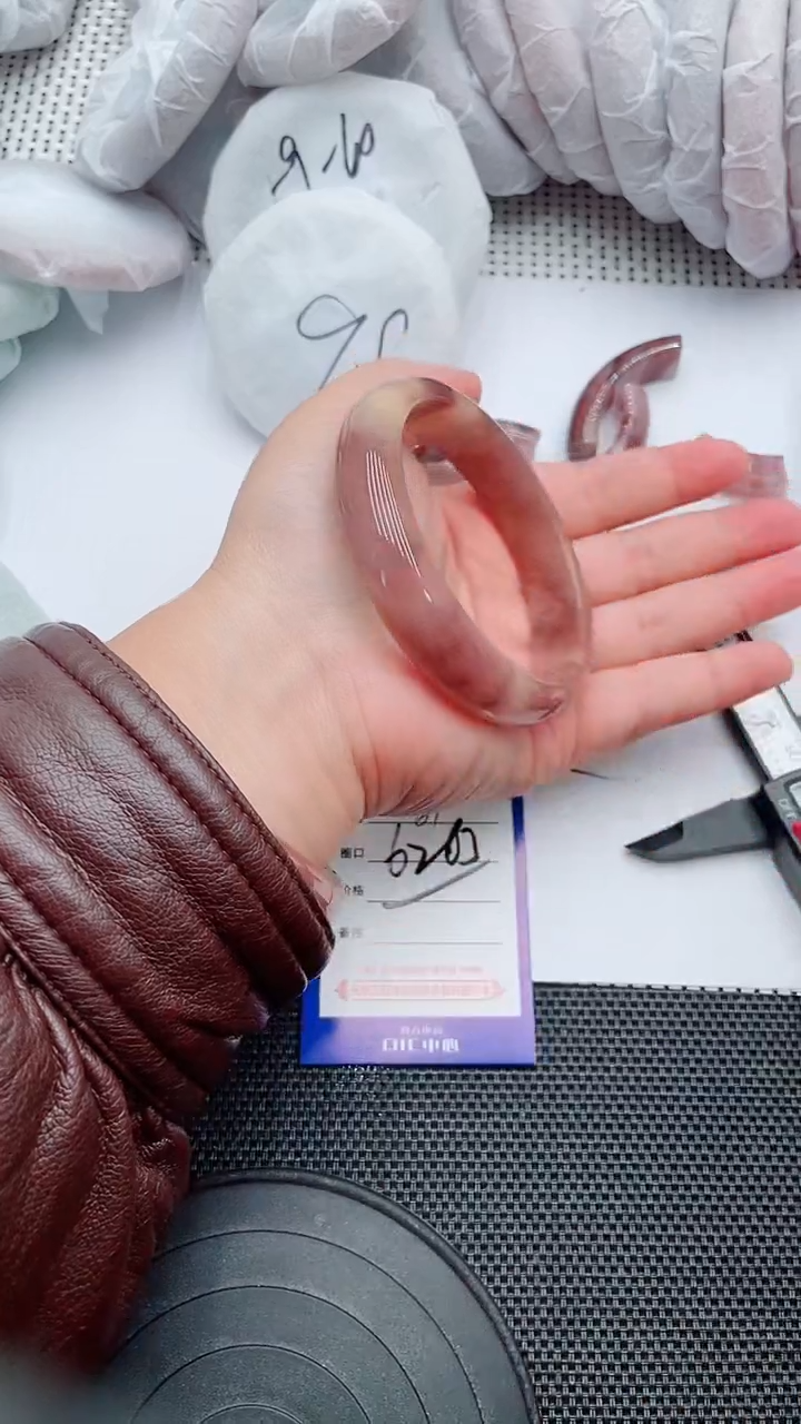 未镶嵌手镯石英质玉61-62-63