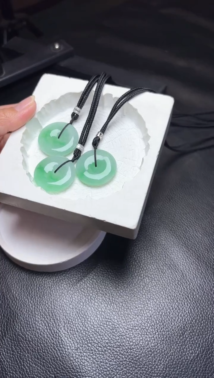 【闪购商品】翡翠颈饰未镶嵌YM922-10平安扣多样性发一