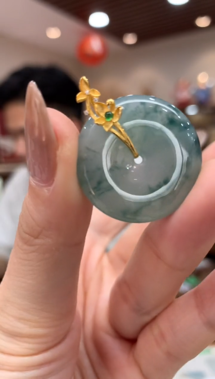 【闪购商品】翡翠18K金镶嵌吊坠(不含链)平安扣