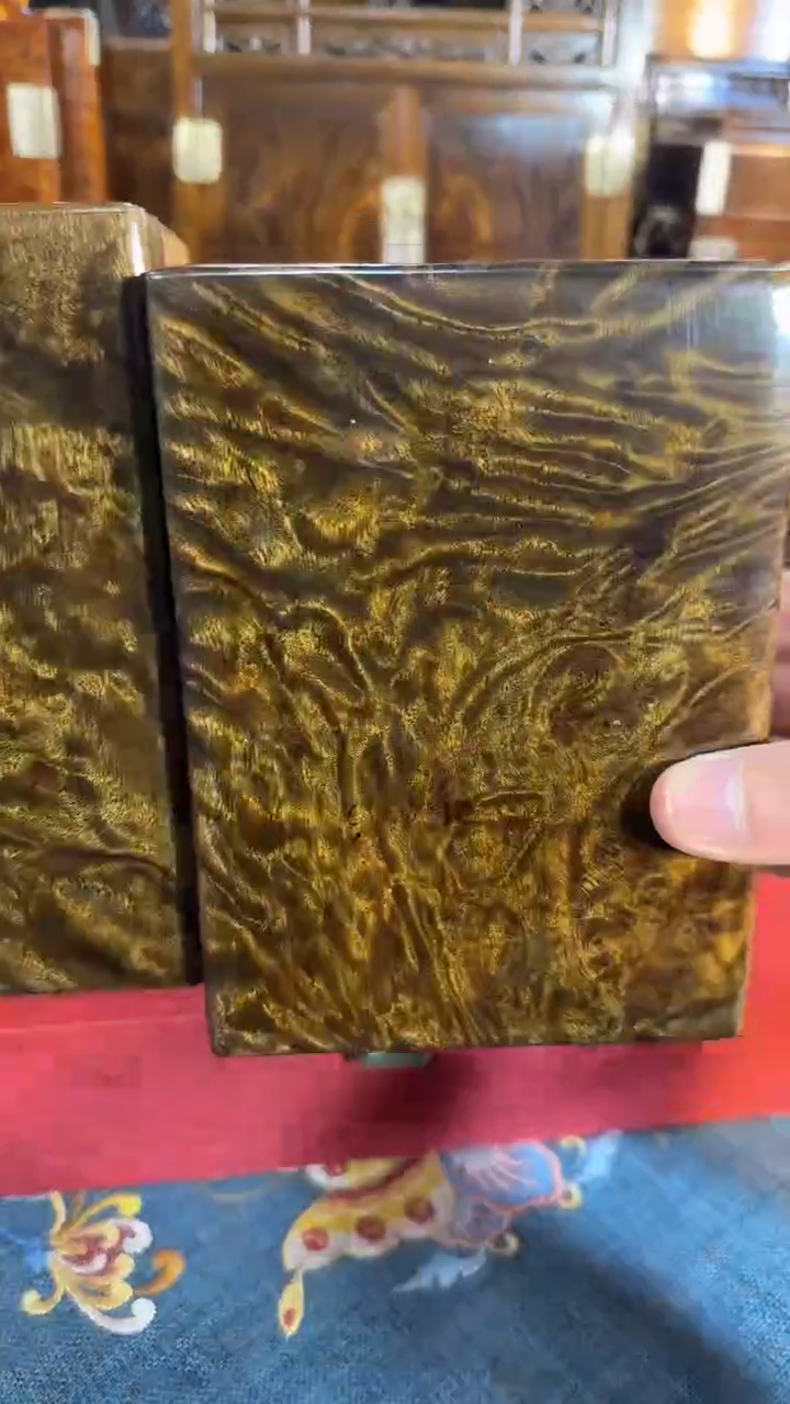 【闪购商品】乌木类成套家具阴沉翻盖小盒 一对   s12