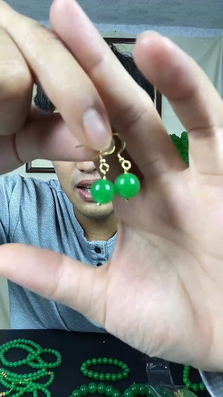 14K金镶嵌翡翠耳饰E01