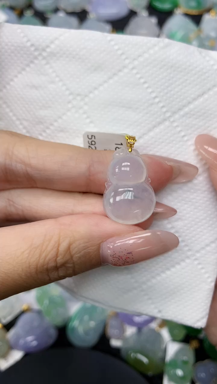 颈饰18K金镶嵌翡翠1111111111