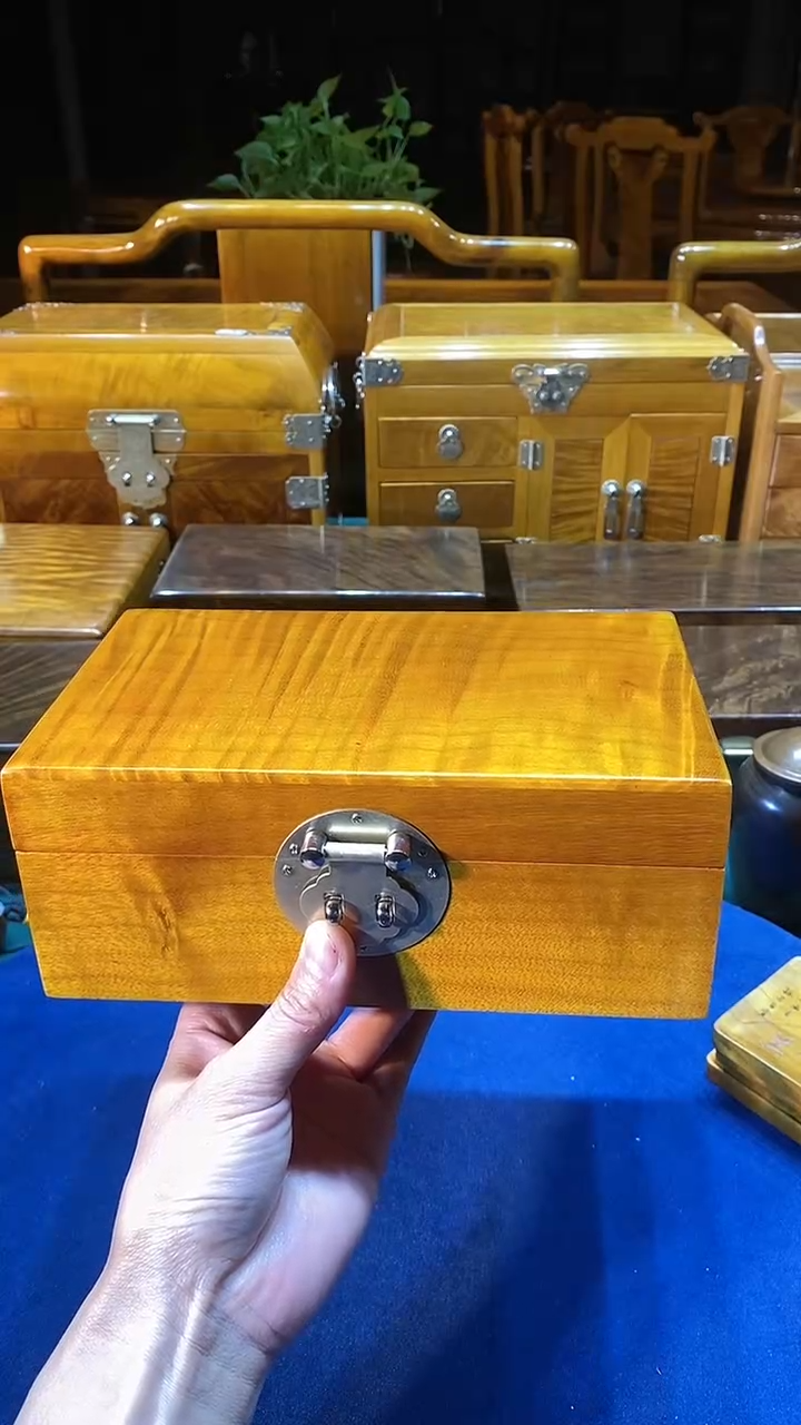 【闪购商品】金丝楠木艺小叶桢楠 首饰盒