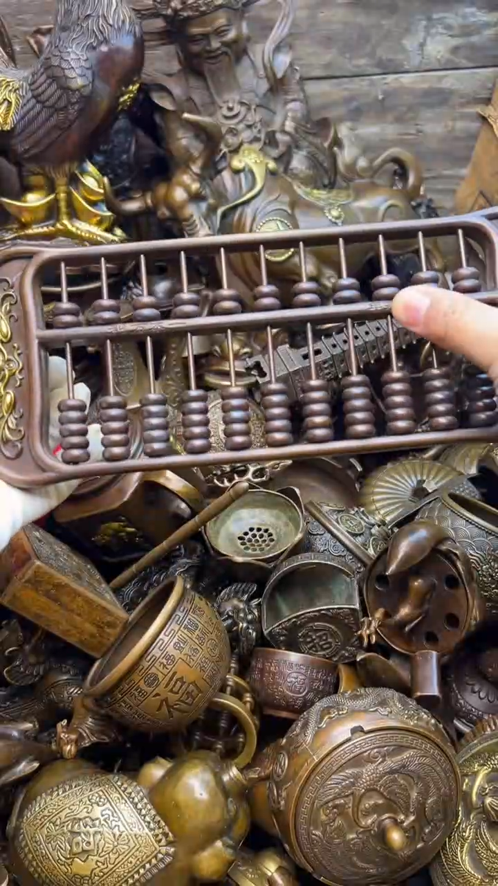 精美铜器，点击下单 