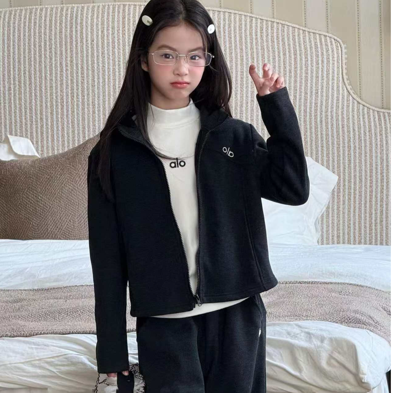 现货  2025秋冬季儿童女童休闲时尚套装5669