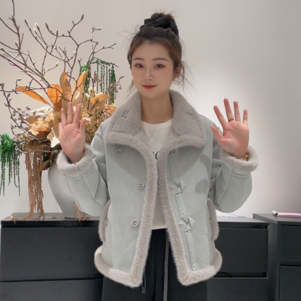 1033翻领皮毛一体鹿皮绒时尚休闲百搭气质加绒加厚保暖公主貂外套