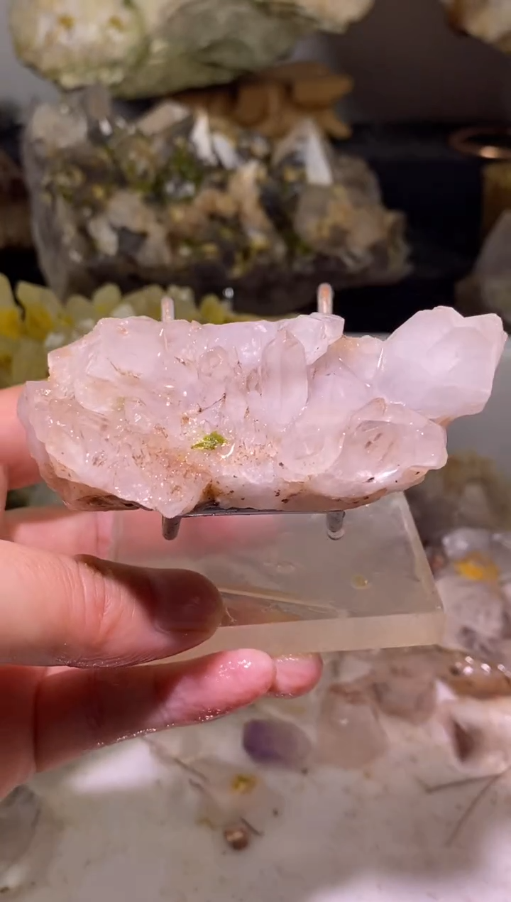 未镶嵌珠宝半成品水晶48号105g四川美姑超七花园水晶