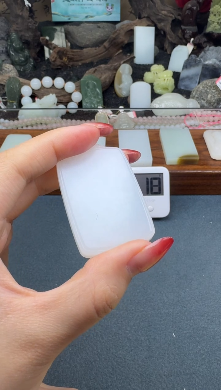 【闪购商品】和田玉未镶嵌颈饰垚垚