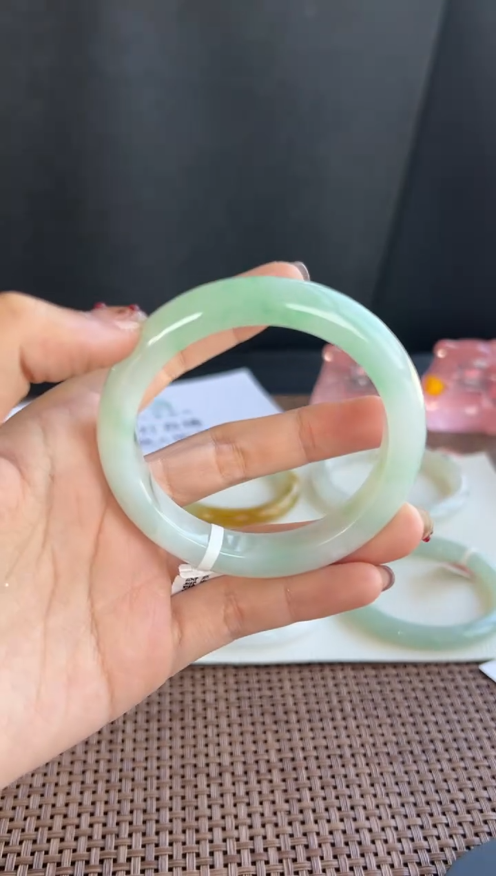 未镶嵌手镯翡翠28号57.9*11.5*8.9