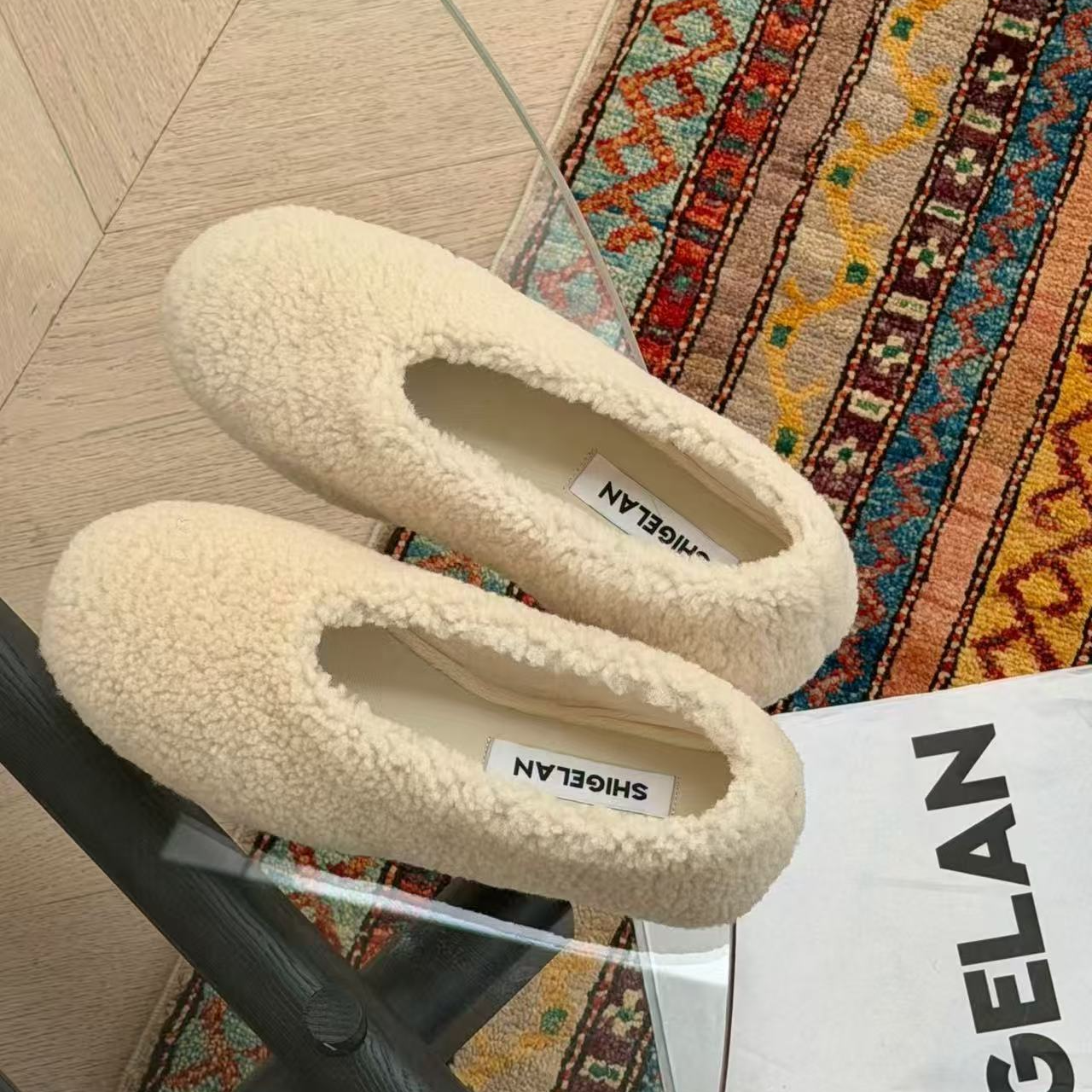 诗歌兰2025冬季新款女鞋时尚羊羔毛平底一脚蹬单鞋女豆豆鞋