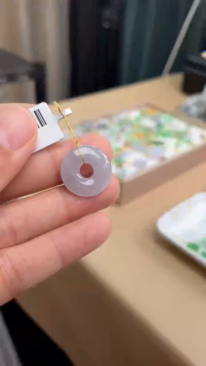 【闪购商品】翡翠颈饰未镶嵌甜甜圈