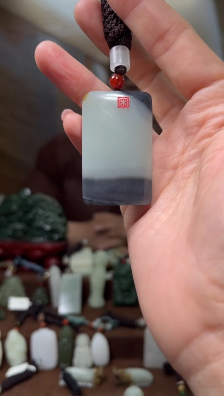 颈饰未镶嵌和田玉·