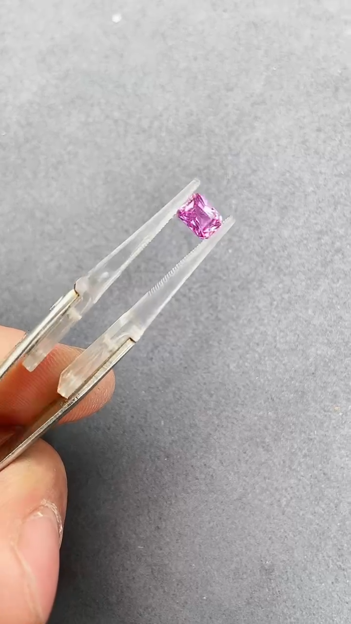 【闪购商品】彩色蓝宝石裸石未镶嵌1.27