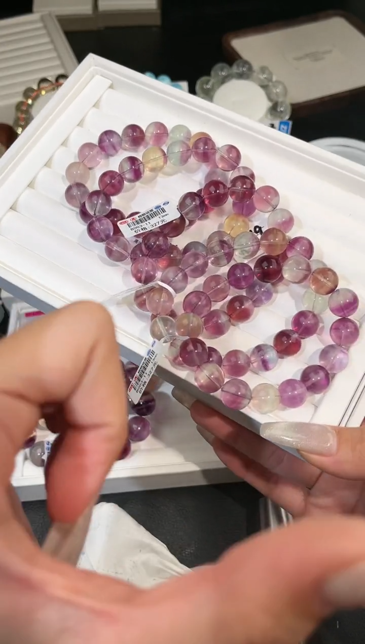 【闪购商品】萤石手链未镶嵌多样性发一彩萤石13mm