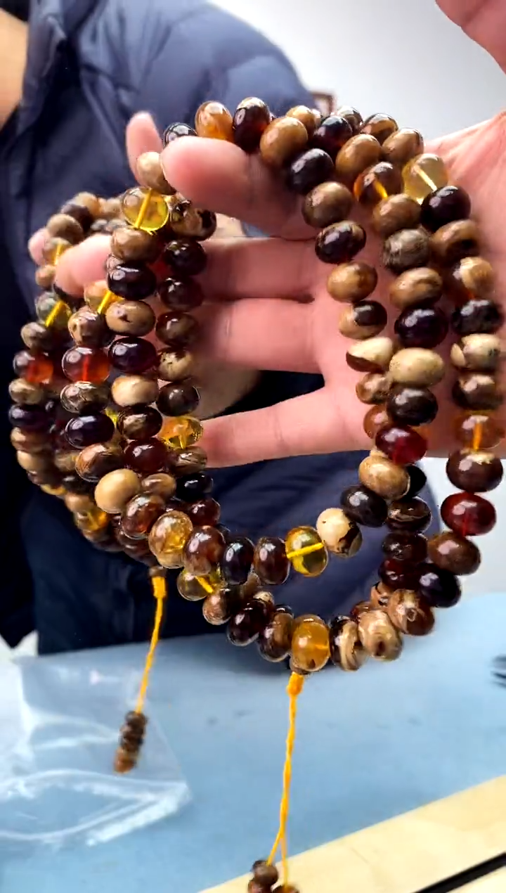 【闪购商品】琥珀珠宝奇石未镶嵌假一罚十，发一件