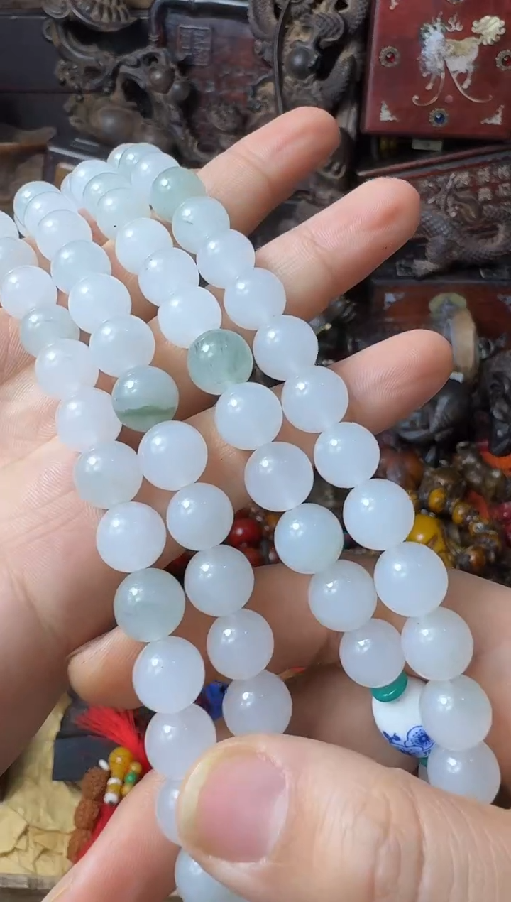 【闪购商品】翡翠挂件未镶嵌108颗