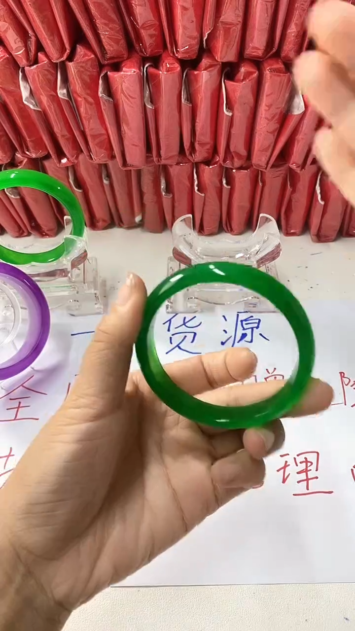 流行美美百搭真实好看直播间01