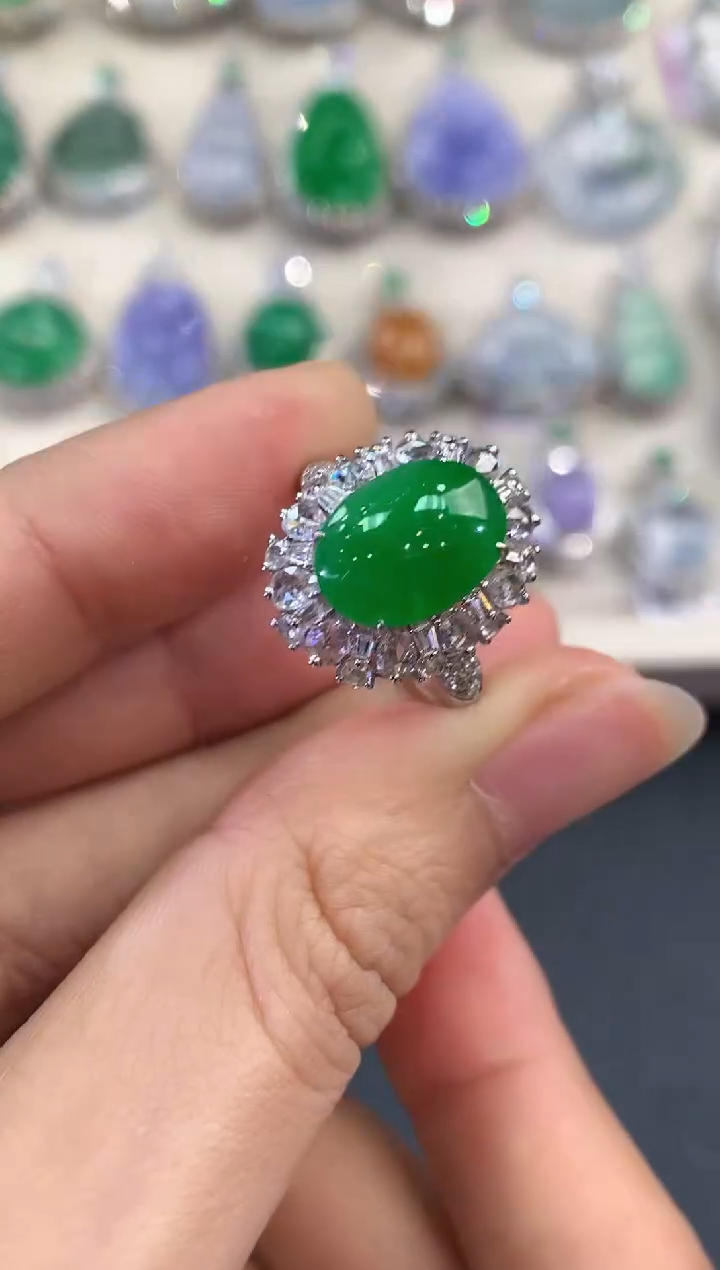 【闪购商品】翡翠戒指18K金镶嵌B216           
