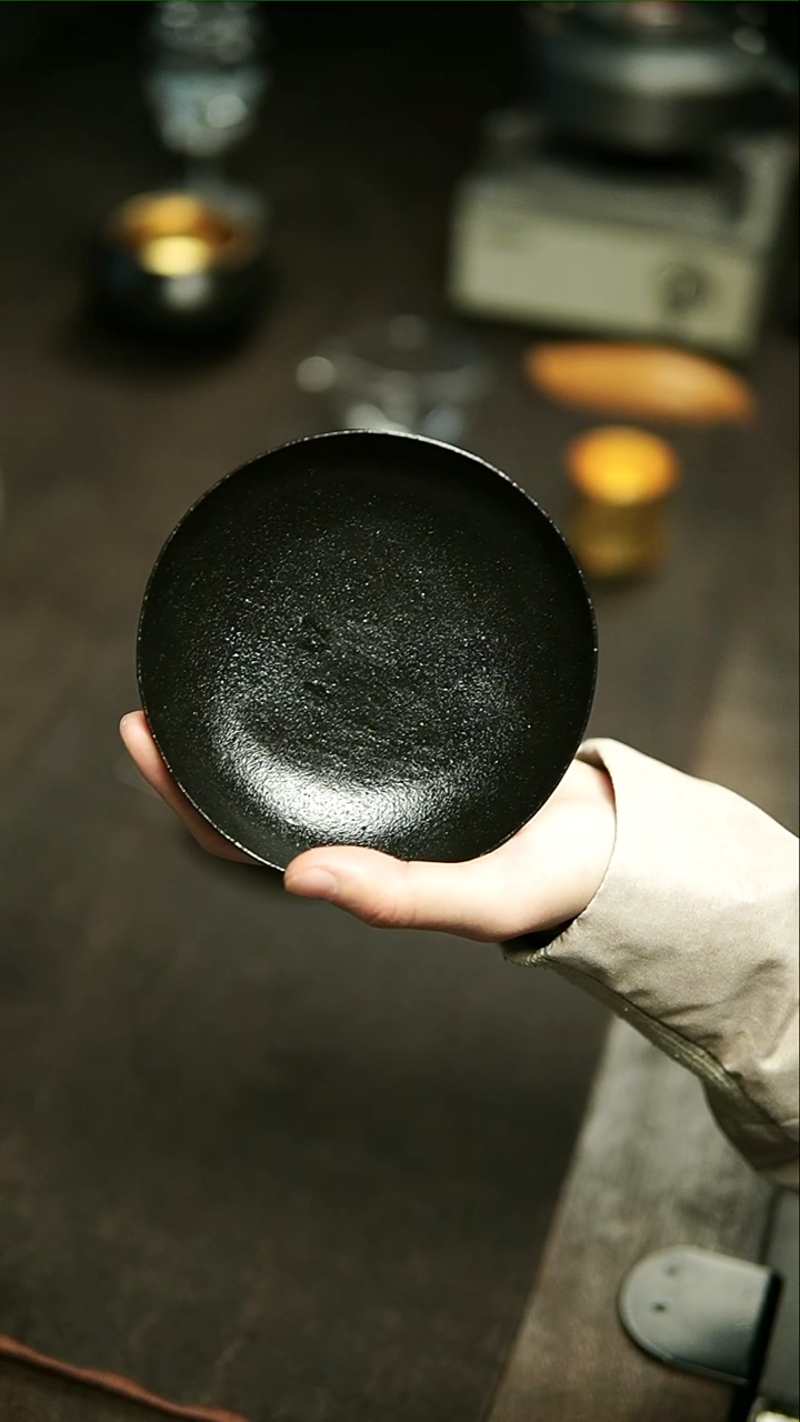 【闪购商品】云龙陶泥黑釉三足壶承