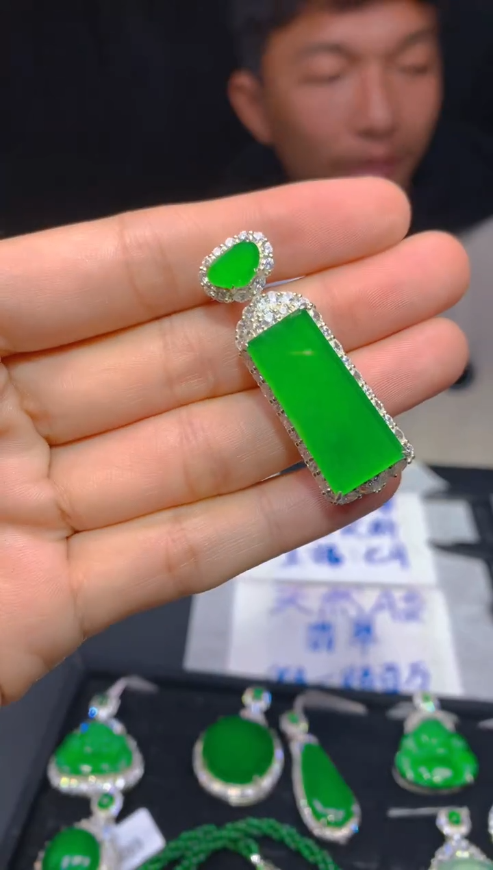 【闪购商品】定制翡翠未镶嵌215多样性发货（发其一）