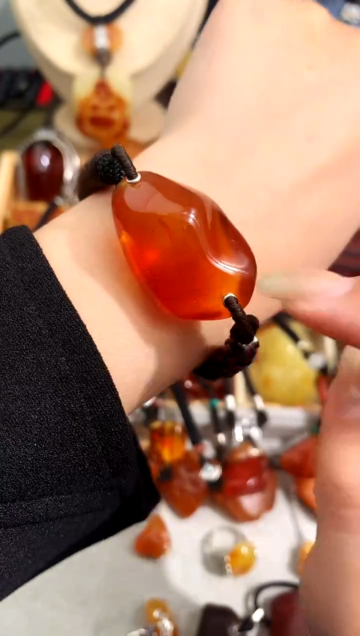 【闪购商品】蜜蜡裸石未镶嵌似玉