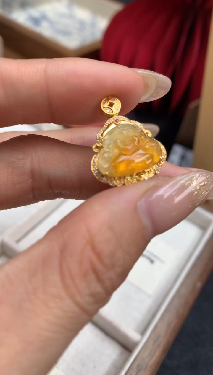 【闪购商品】翡翠颈饰18K金镶嵌财神