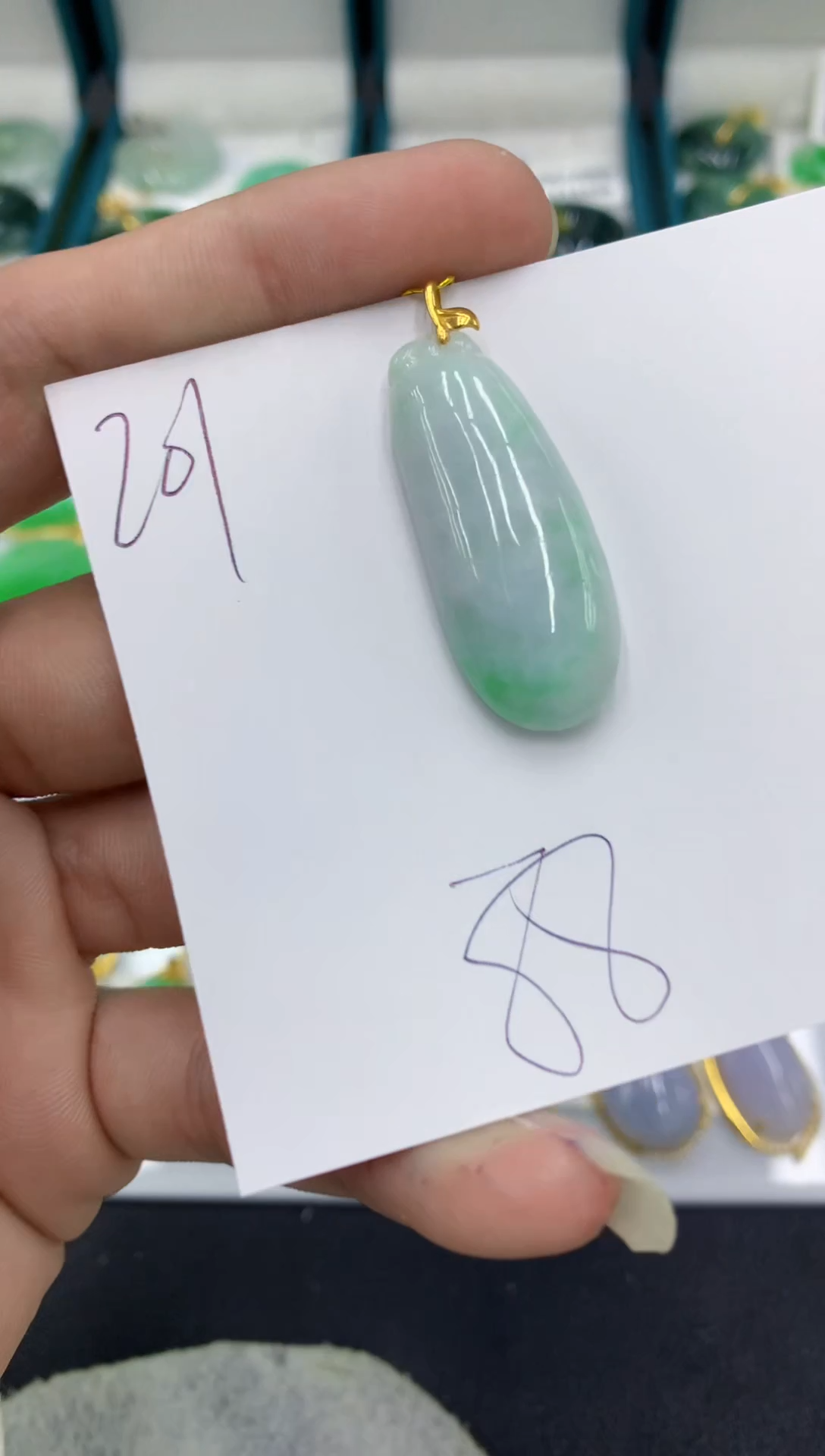 【闪购商品】翡翠颈饰18K金镶嵌翡翠