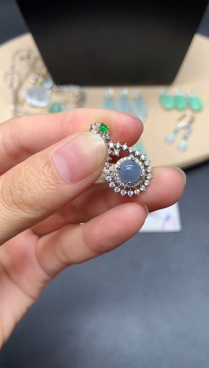 【闪购商品】翡翠吊坠(不含链)银S925镶嵌蛋面【无服务费】