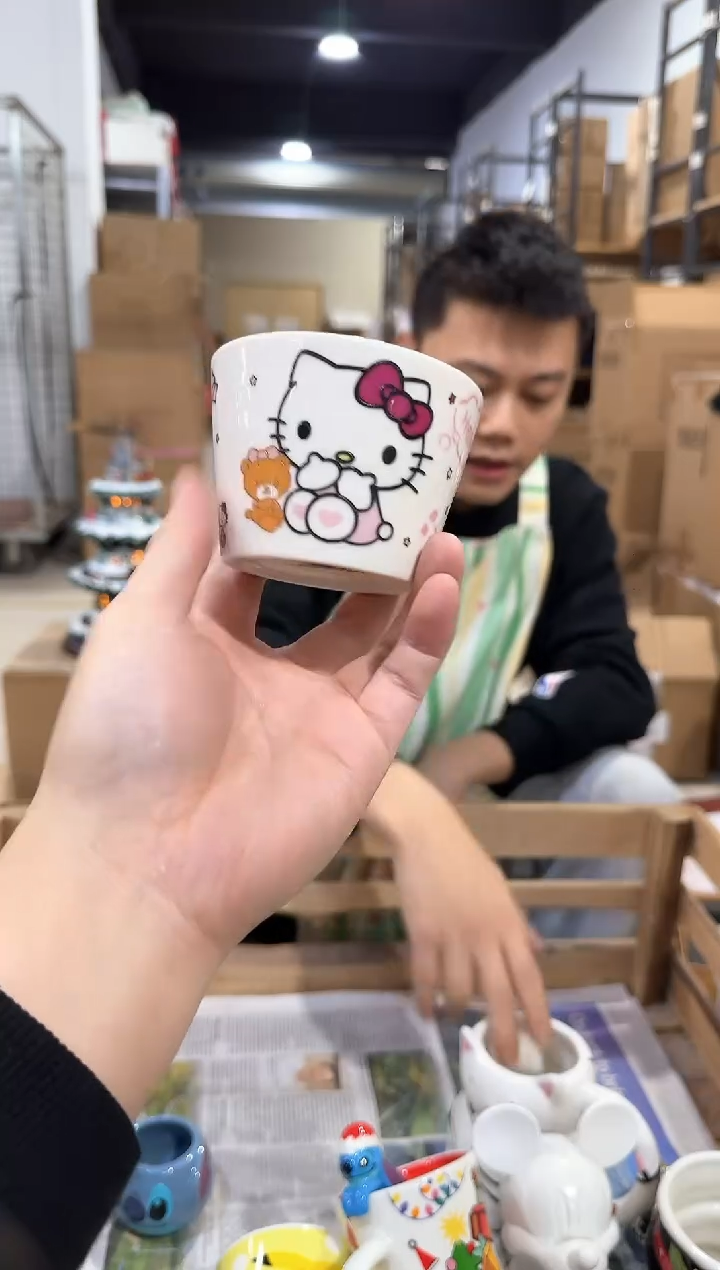 瓷片白色kt猫酸奶水杯