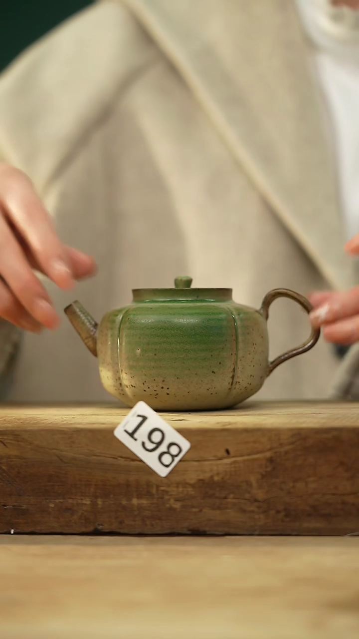 【闪购商品】瓷片设计师手作款 落单小茶壶