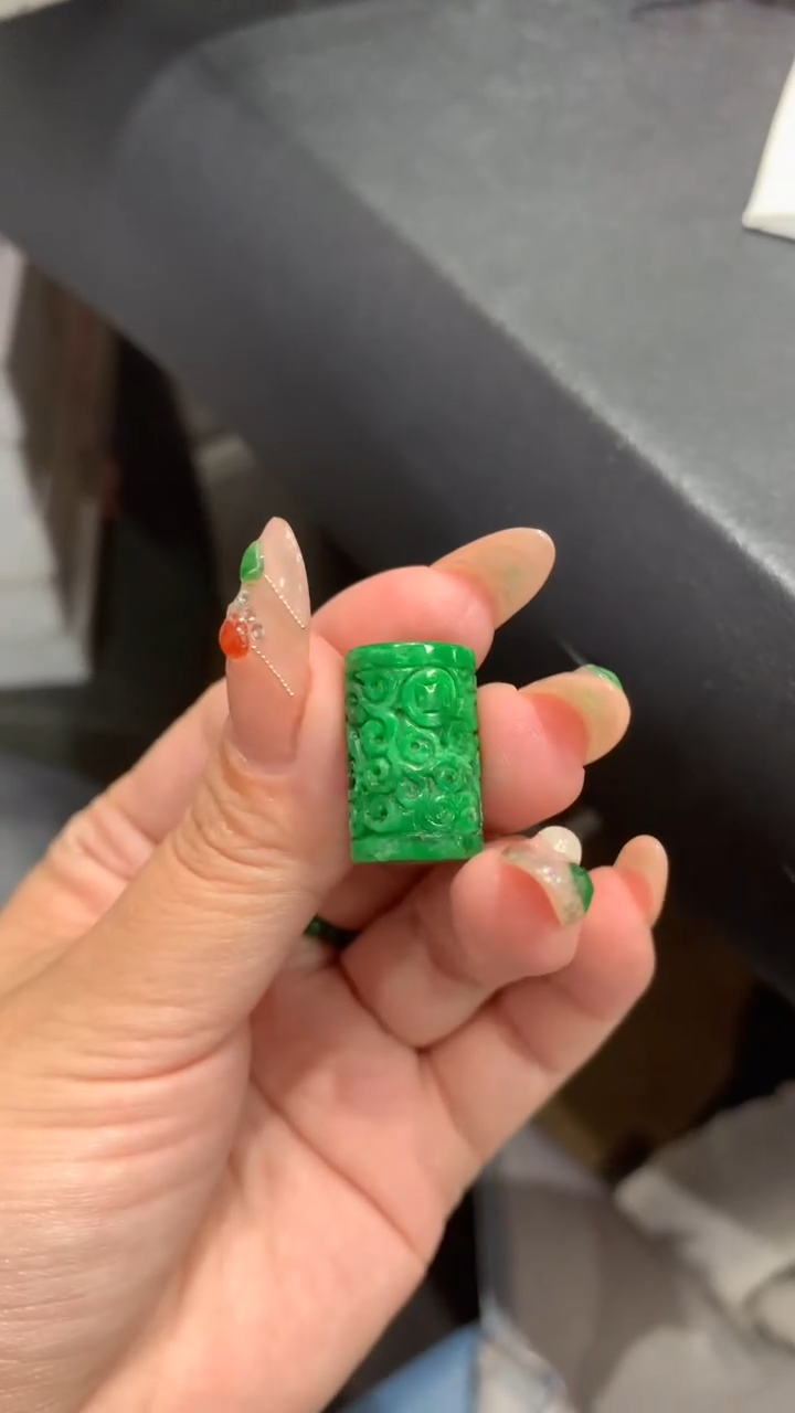 【闪购商品】定制翡翠未镶嵌翡翠