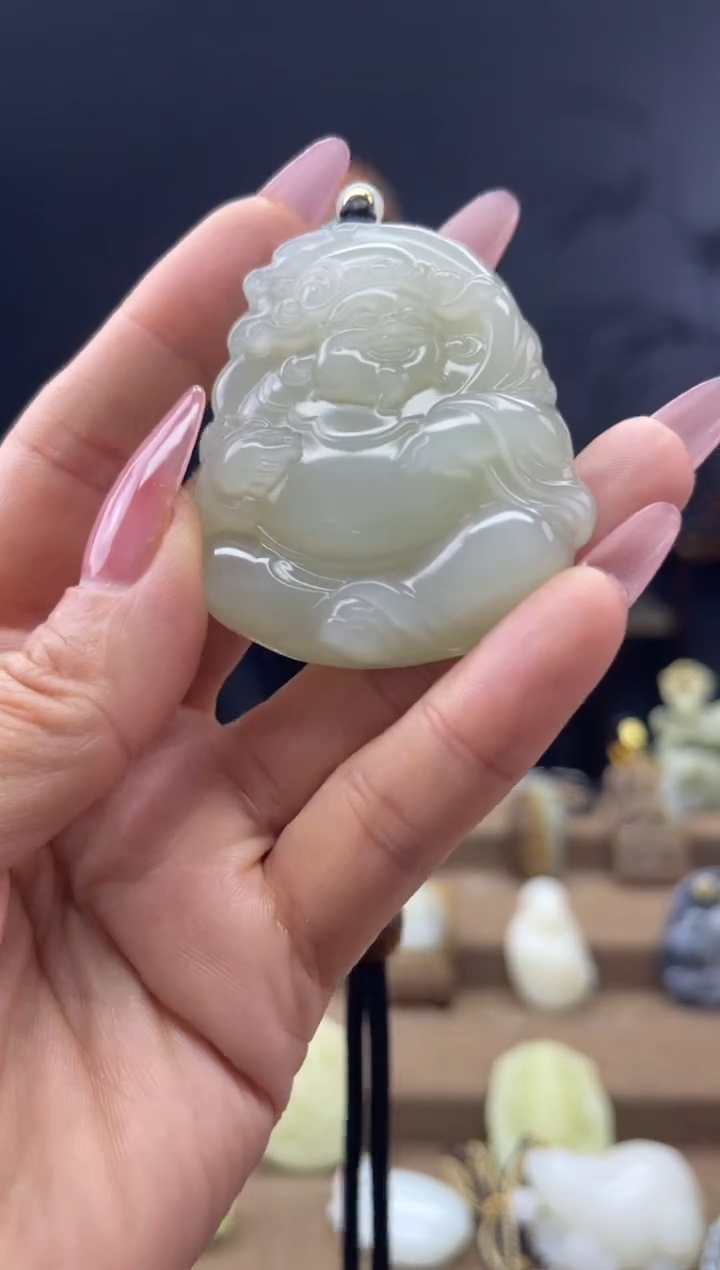 颈饰未镶嵌和田玉1