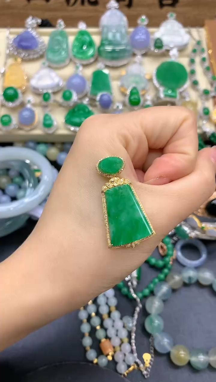 【闪购商品】翡翠颈饰18K金镶嵌459-中国好珍宝