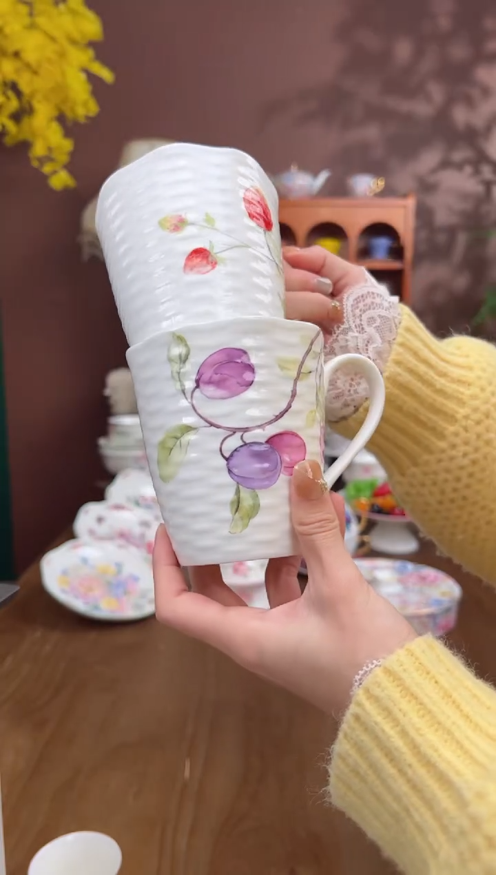 【闪购商品】瓦当浆果马克杯2个（西梅，草莓）