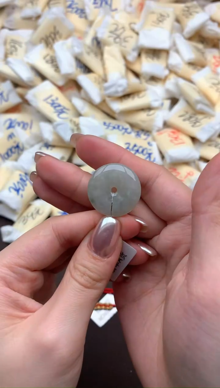 【闪购商品】翡翠挂件未镶嵌一