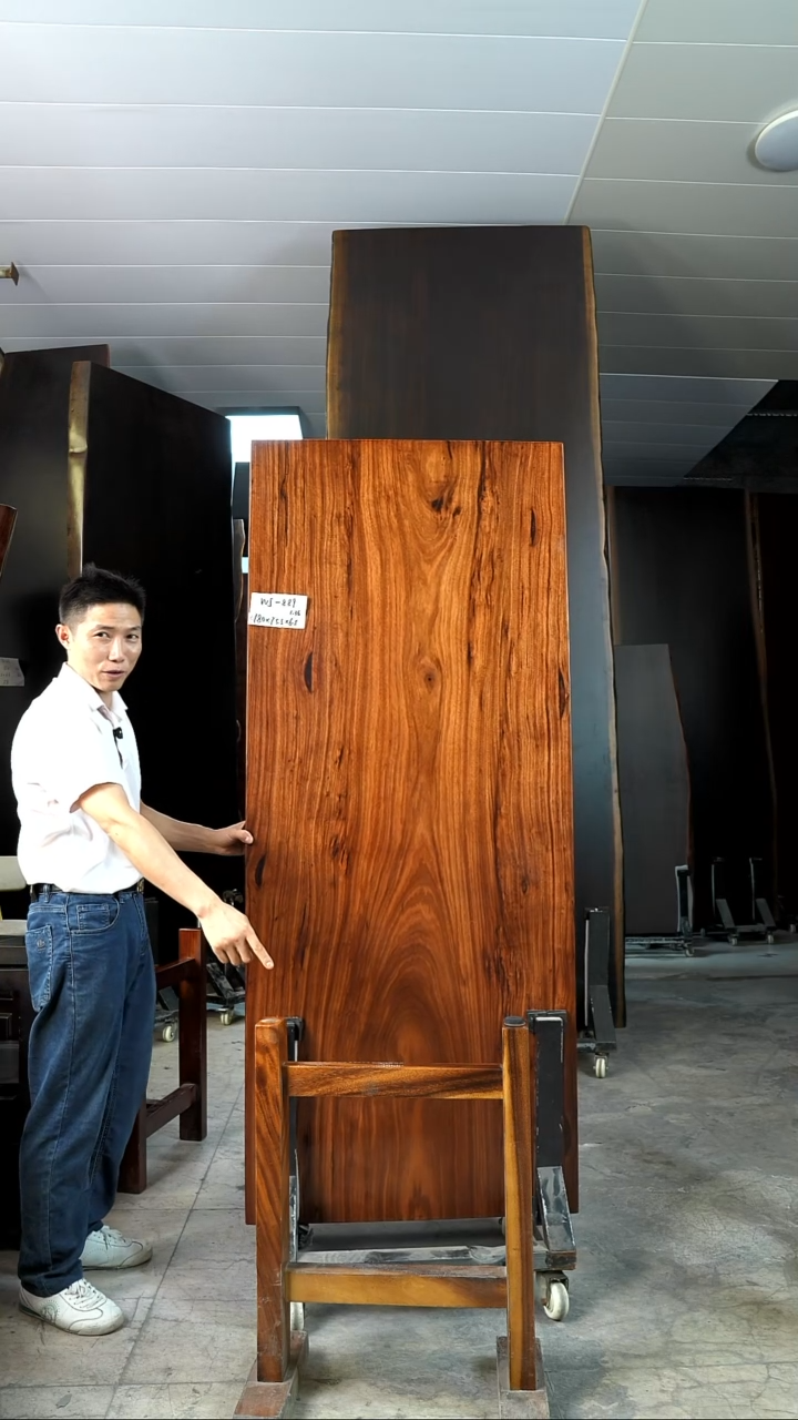 WJ-889乌金木180*75.5*6.5加乌金木工字支架*2