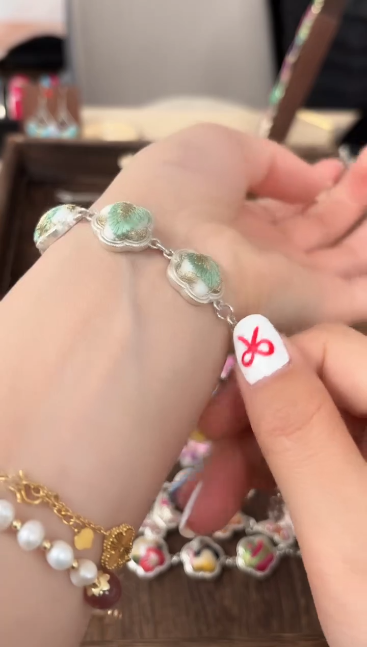 【闪购商品】织绣织绣民族风老绣饰338