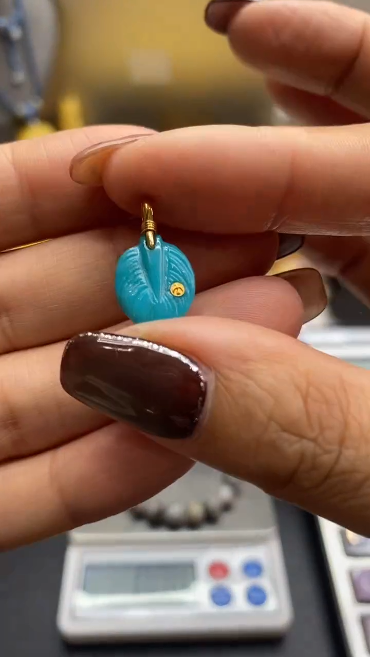 18K金镶嵌绿松石珠宝奇石94