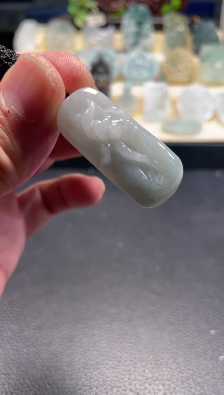 颈饰未镶嵌翡翠12/28/133