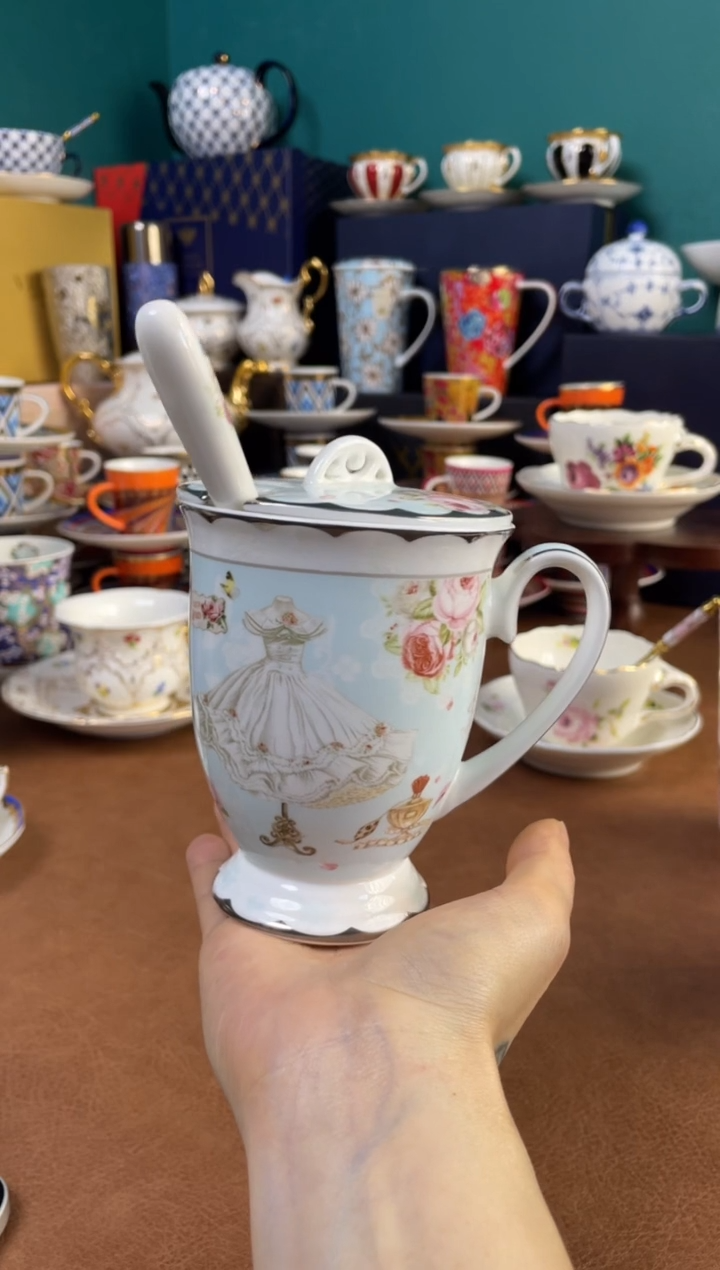 高端礼品FLORIS浪漫蕾丝高脚杯加盖加勺