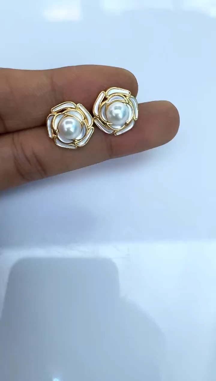 【闪购商品】海水珍珠耳饰银S925镶嵌耳钉