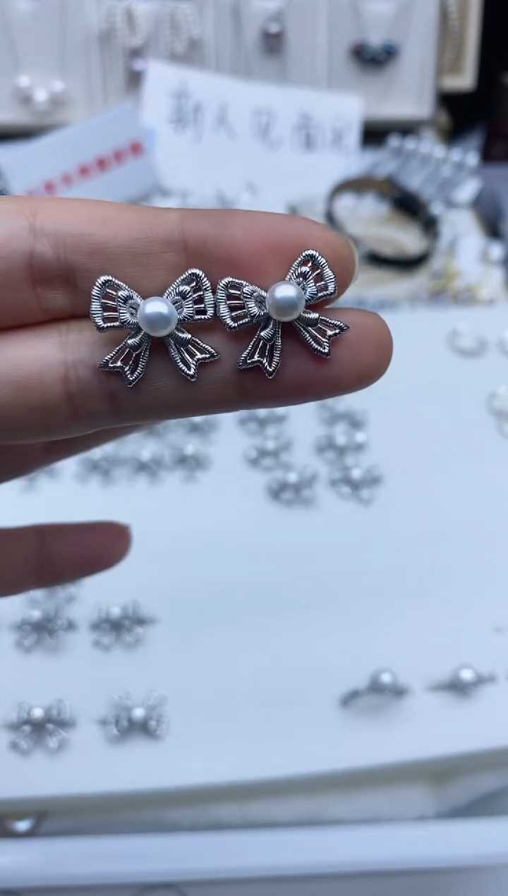 未镶嵌耳饰淡水珍珠耳钉多样性发其一