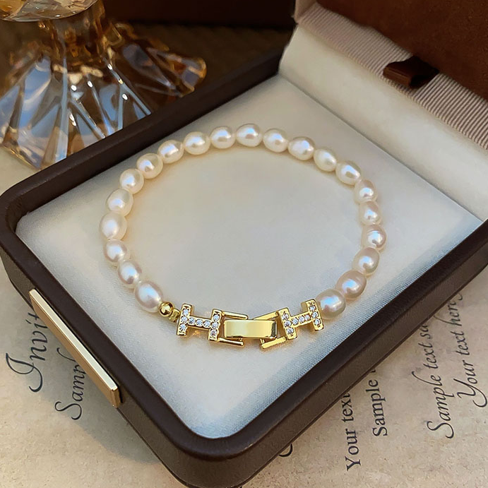 大牌同款设计字母H表带扣天然淡水真珍珠手链女气质时尚轻奢手串